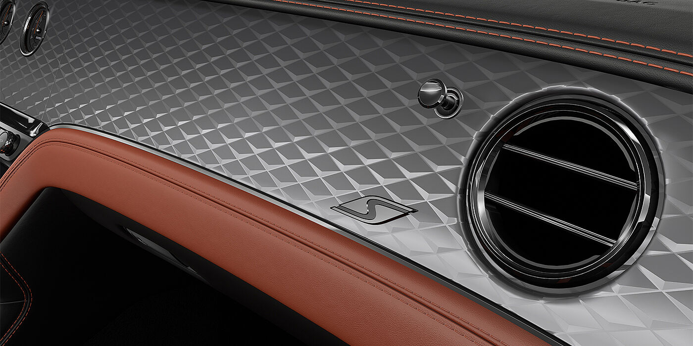 Emil Frey Exclusive Cars GmbH | Bentley München Bentley Continental GT coupe veneer detail in Diamond Brushed Dark Tint Aluminium with Newmarket Tan and Beluga black hide