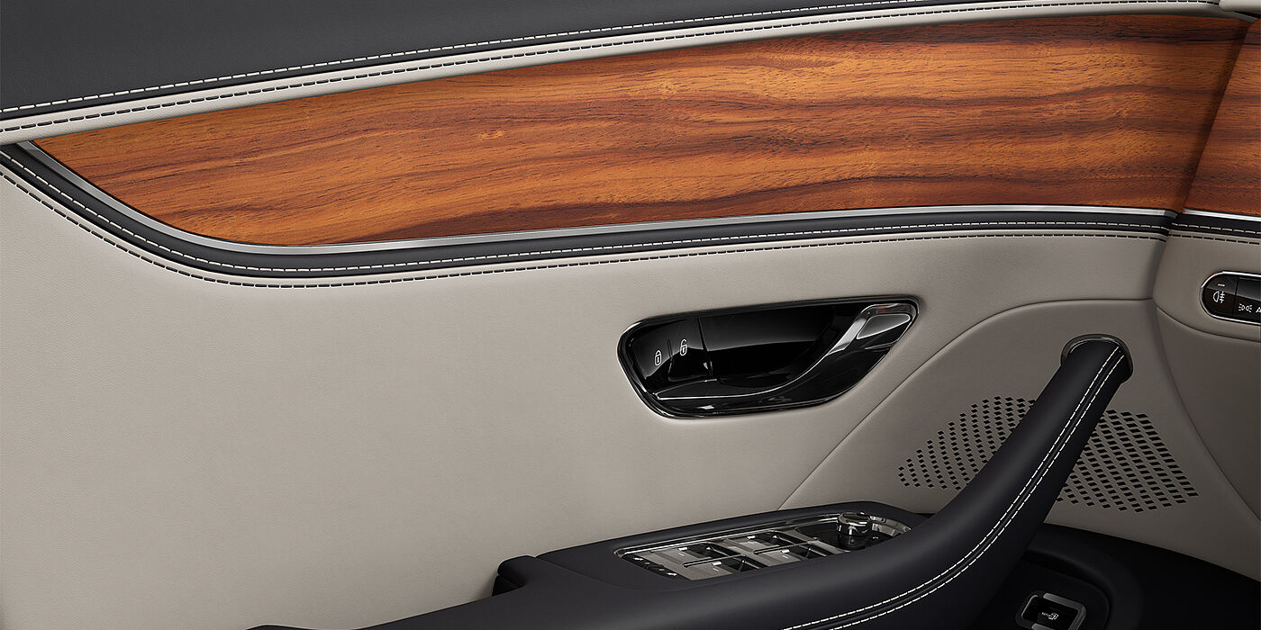 Emil Frey Exclusive Cars GmbH | Bentley München New Bentley Flying Spur sedan door interior in Linen and Imperial Blue hides