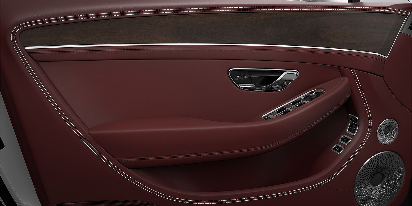 Emil Frey Exclusive Cars GmbH | Bentley München Bentley Continental GT coupe door detail in Cricket ball hide