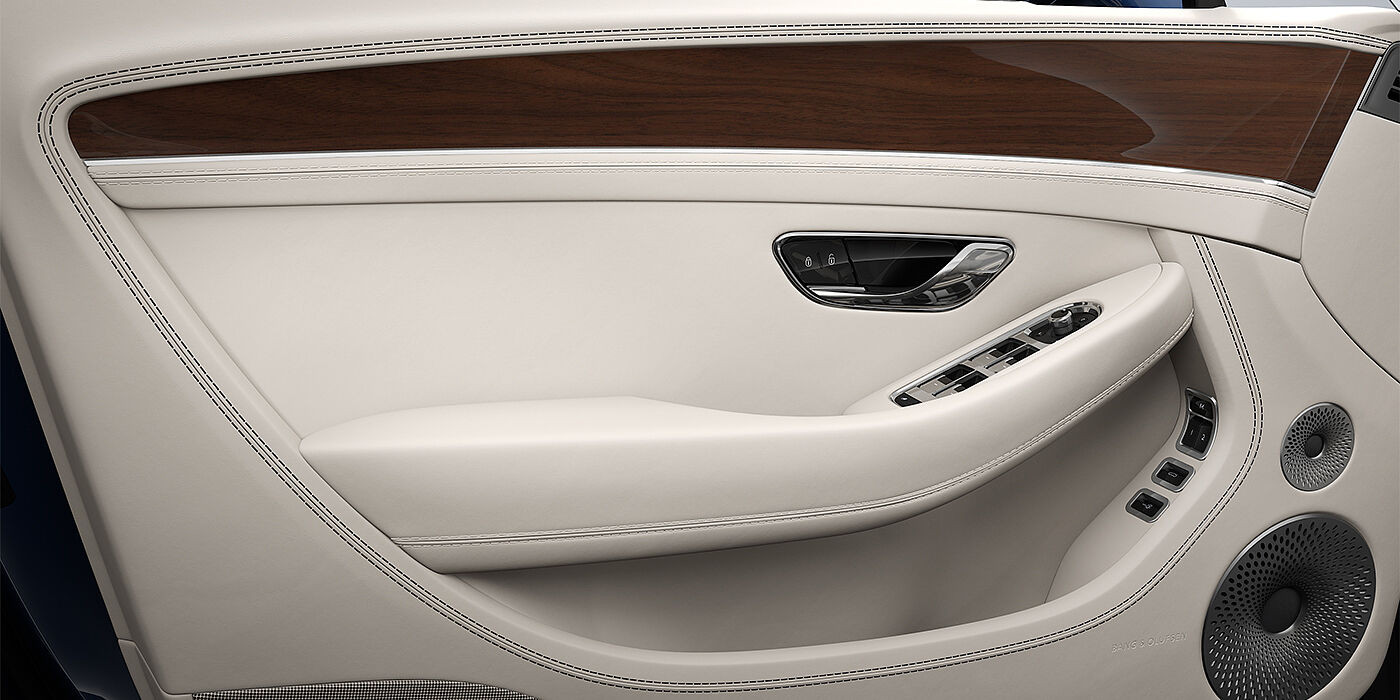 Emil Frey Exclusive Cars GmbH | Bentley München Bentley Continental GTC convertible in Linen and Imperial Blue hides