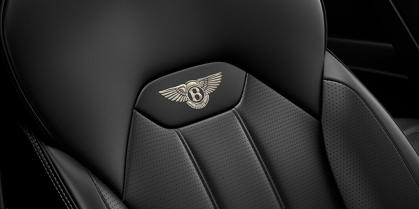 Emil Frey Exclusive Cars GmbH | Bentley München Bentley Bentayga SUV seat detail in Beluga black hide