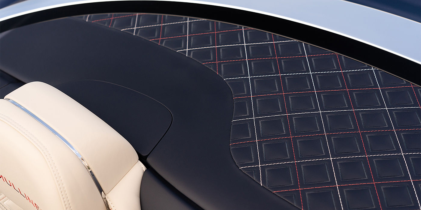 Emil Frey Exclusive Cars GmbH | Bentley München Bentley Continental GTC Mulliner convertible seat and cross stitched tonneau cover