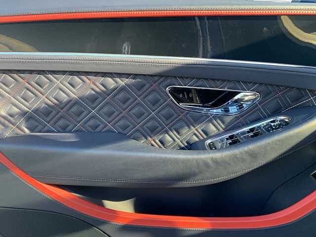 18:Bentley Continental GT Mulliner V8, Coupé, Sequin Blue, Emil Frey Exclusive Cars GmbH | Bentley München